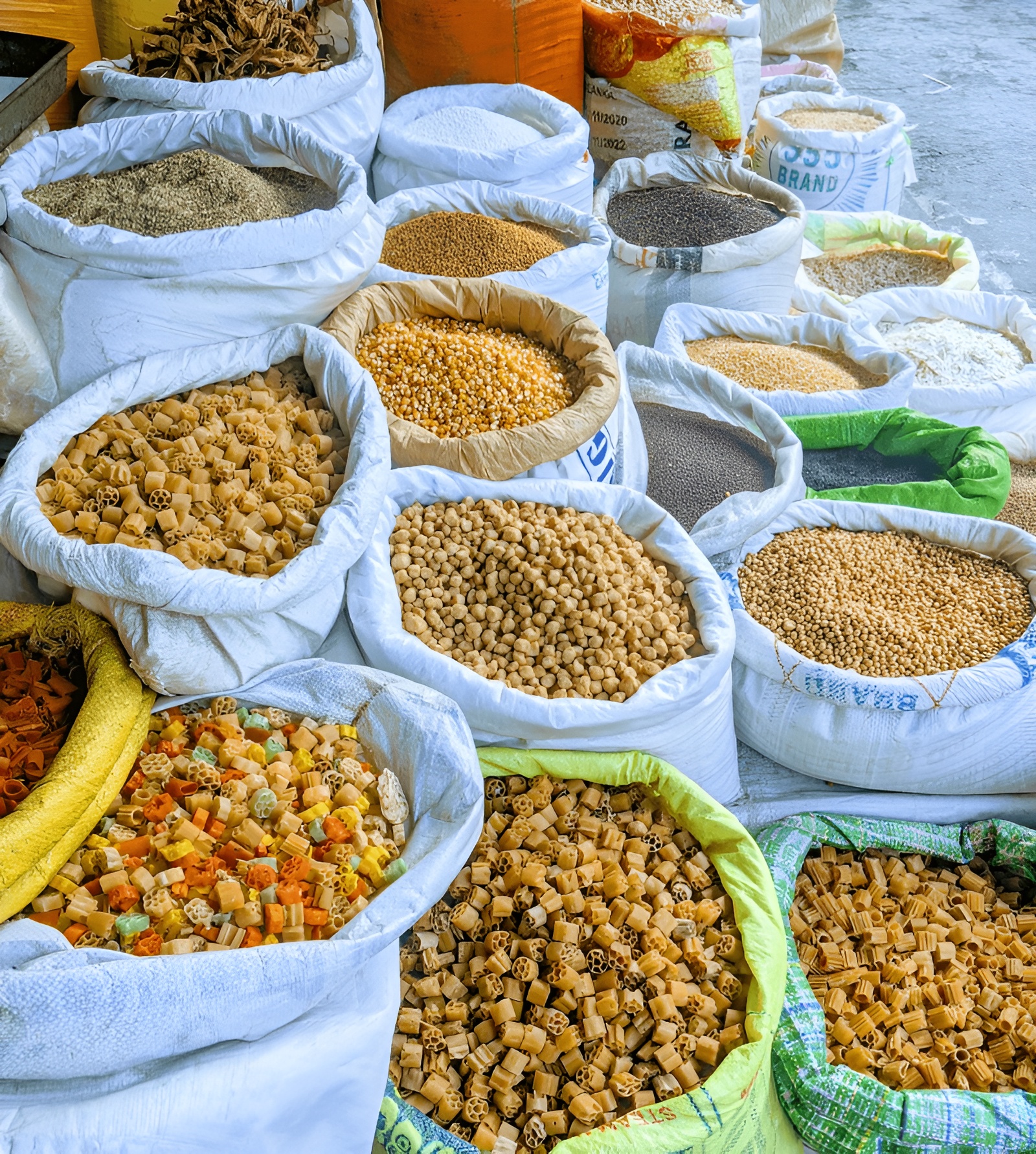 deepbluecommodities.com